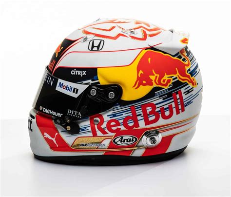 MAXF1 presents 2019 F1 drivers' helmets