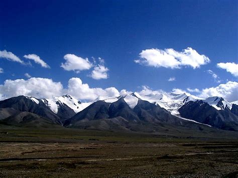 Kunlun Mountain Range, China - WorldAtlas.com