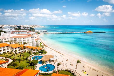 Playa Del Carmen - 25 Best Things To Do (Beaches, Ruins, and Food)