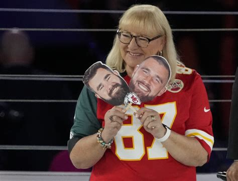 Travis Kelce, Jason Kelce Left in Stitches After Seeing Baby's Mama ...