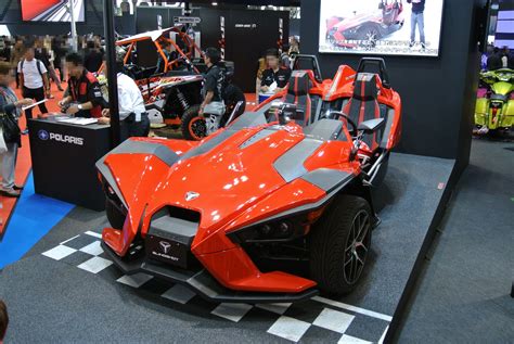 Polaris Slingshot 2014 - present Specs and Technical Data, Fuel ...