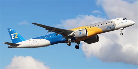 Embraer Е195-Е2 commercial aircraft. Pictures, specifications, reviews.