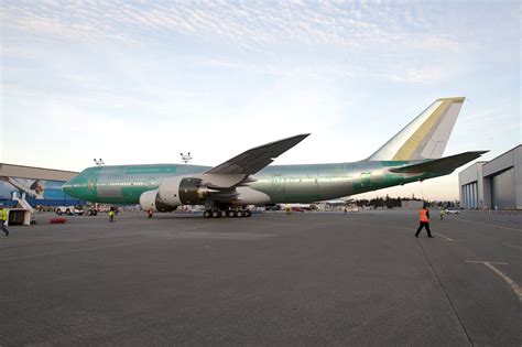 PHOTO: Boeing 747-8 Intercontinental Outside at Paine Field ...