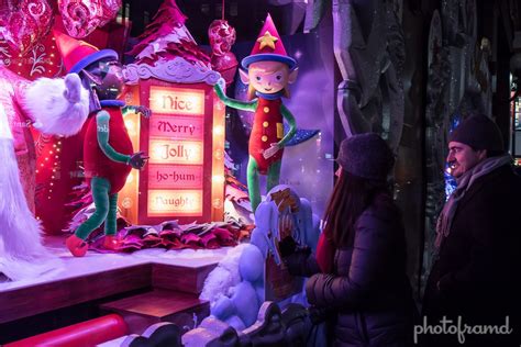 Macy’s Herald Square – NYC Christmas Window Display 2016 – photoframd.com