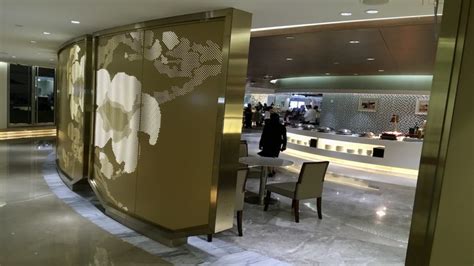 China Southern Airlines 4-Star Lounge Rating at T2, Guangzhou Airport