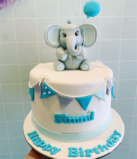 Little Elephant cake/First birthday cake – Runaway Cupcakes