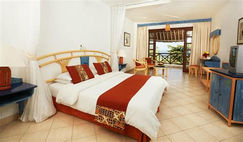 Neptune Beach Resort Rooms: Pictures & Reviews - Tripadvisor