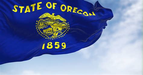 "Oregon State Flag" Images – Browse 59 Stock Photos, Vectors, and Video ...