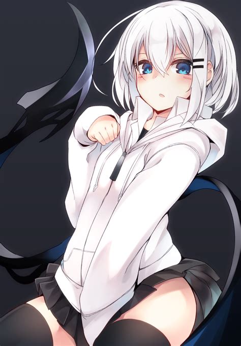 Anime Girl With Short White Hair And Blue Eyes