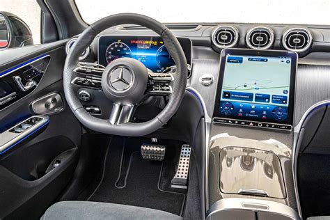 Mercedes Glc 300 Interior 2024 - Elaine Carmela