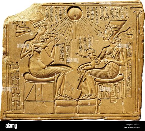 Akhenaten Nefertiti And Their Children