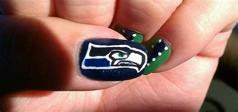 Christina D Makeup: Seattle Seahawks: Beast Mode!