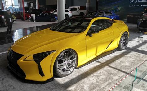 Spotted in Long Beach: One Lemony Yellow LC 500 – ClubLexus