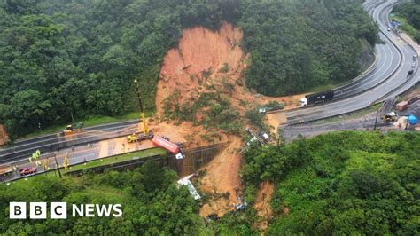 Deadly landslide engulfs motorway in Brazil