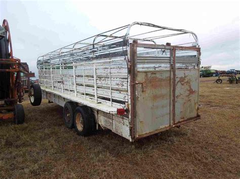 EquipmentFacts.com | 24' GOOSENECK CATTLE TRAILER Online Auctions