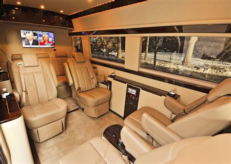 Brilliant Van – Mercedes Benz Sprinter – Interior 01 | Luxury van, Benz ...