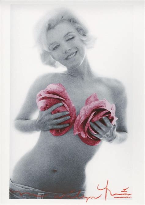 Marilyn Monroe Pink Roses by Bert Stern, 2012 for sale at Pamono