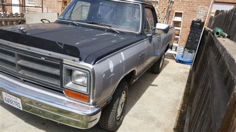 1989 Dodge Ram 150 Custom / LE 4x4 - Classic Dodge Ramcharger 1989 for sale