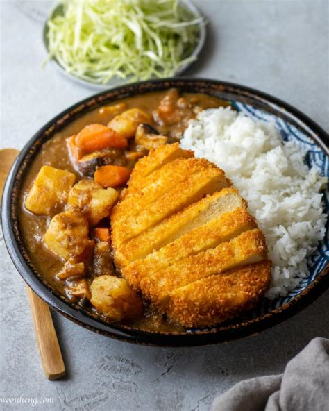 How to Make a delicious Tofu Katsu Curry (Vegan) - WoonHeng