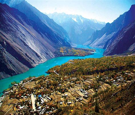 Hunza Valley The Best Place to Visit With your Family - Story.com.pk