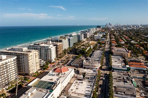 High-Rise Condo Collapses in Surfside, Florida | Multifamily Executive ...