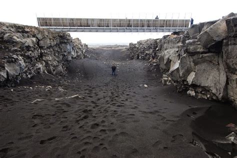 The Mid-Atlantic Ridge in Iceland | Amusing Planet