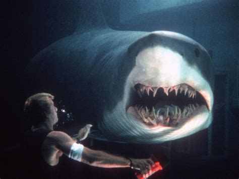 Forget Jaws. The Real Shark Movie to Beat Is Deep Blue Sea | WIRED