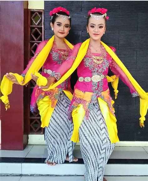 Tari Selendang Berasal Dari - Rumah Belajar