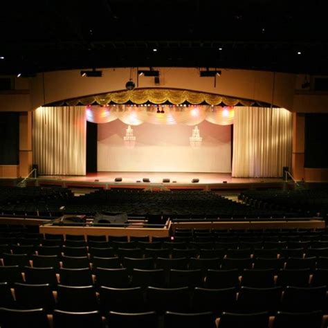 Branson Hillside Theatre - Branson, MO - Branson Travel Office