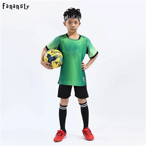 Youth football uniform kids soccer kits boys top quality soccer jerseys ...