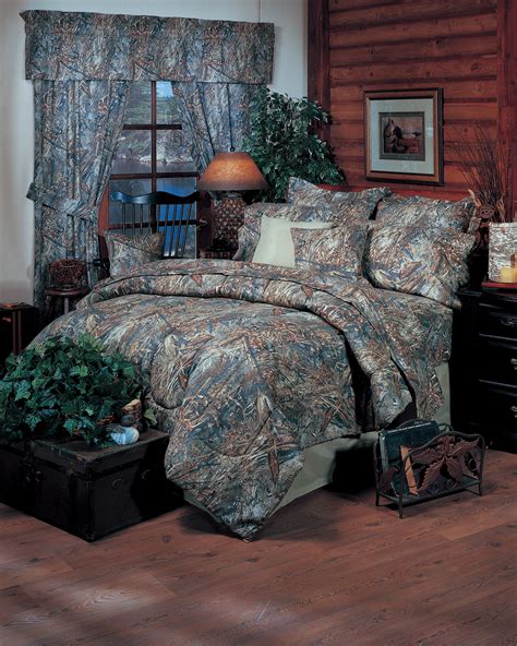 Duck Blind Comforter Set Bedding