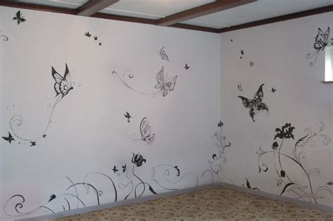 Maggie Murals: Butterfly Wallpainting (Butterfly Mural)