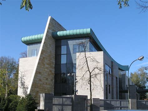 Israeli Embassy (Berlin-Schmargendorf, 2001) | Structurae