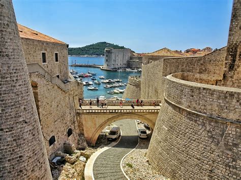 The essential travel guide to Dubrovnik - WORLD WANDERISTA