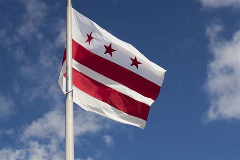 Washington DC Flag - WorldAtlas