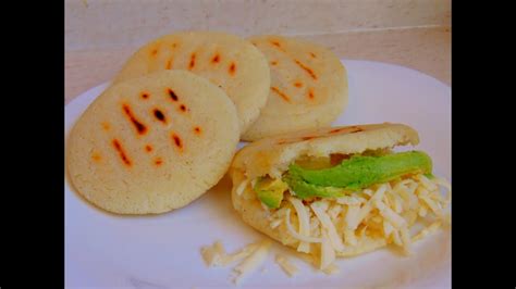 Cómo hacer Arepas Venezolanas - YouTube