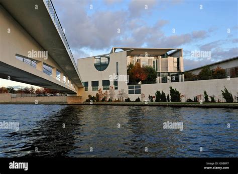 Chancellery building Berlin Stock Photo - Alamy