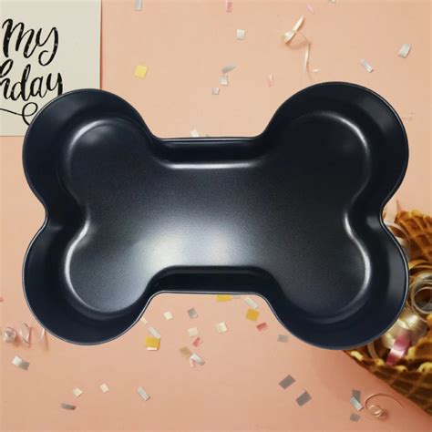 Dog Bone Cake Pan – House Of FurBabies