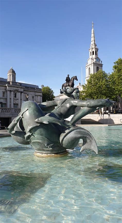 Trafalgar Square Fountains – Chillout London Travel Blog