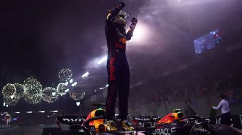 Verstappen victorious in season-ending Abu Dhabi Grand Prix - VelocityNews