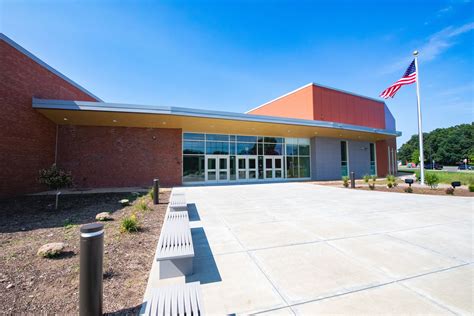 John F. Kennedy Middle School | Enfield, CT - Lockheed Architectural ...