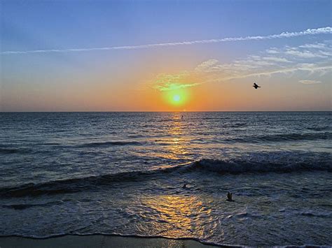 Clearwater Beach, Florida - sunset - Royal Vacation Clearwater Beach ...