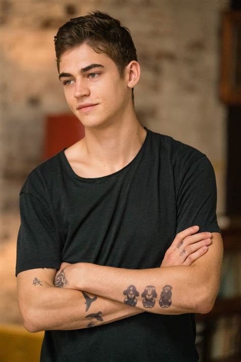 Photo de Hero Fiennes Tiffin - After - Chapitre 1 : Photo Hero Fiennes ...