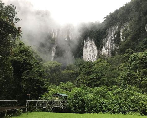 Gunung Mulu National Park Malaysia, Travel Guide, History, Photos