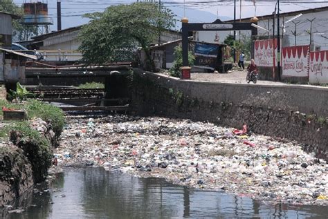 Gambar Pencemaran Sungai - 48+ Koleksi Gambar