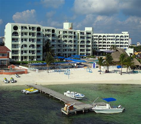 Aquamarina Beach Resort Hotel – Cancun - Aquamarina Beach Cancun All ...