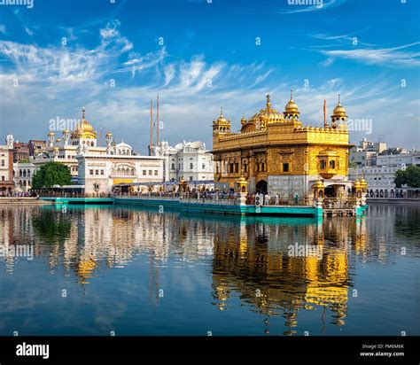 Golden temple amritsar hi-res stock photography and images - Alamy