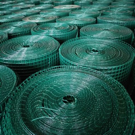 China Dark Green PVC Coated Welded Wire Mesh Rolls manufacturers and ...