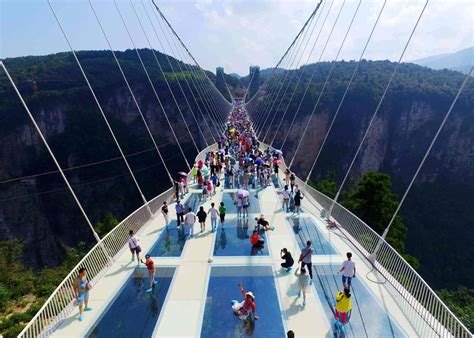 China's Most Popular and Beautiful Glass Bridges