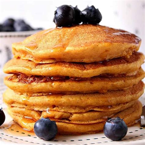 Fluffy Vegan Pancakes - Crunchy Creamy Sweet